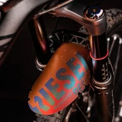 Rie:sel Design Schlamm:PE édition Spéciale Flipflop Mudguard -Bike Sale Soldes schlamm pe flipflop red gold 17913 fe s060